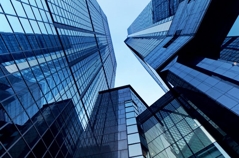 不動産クラウドファンディングのオフィスビル