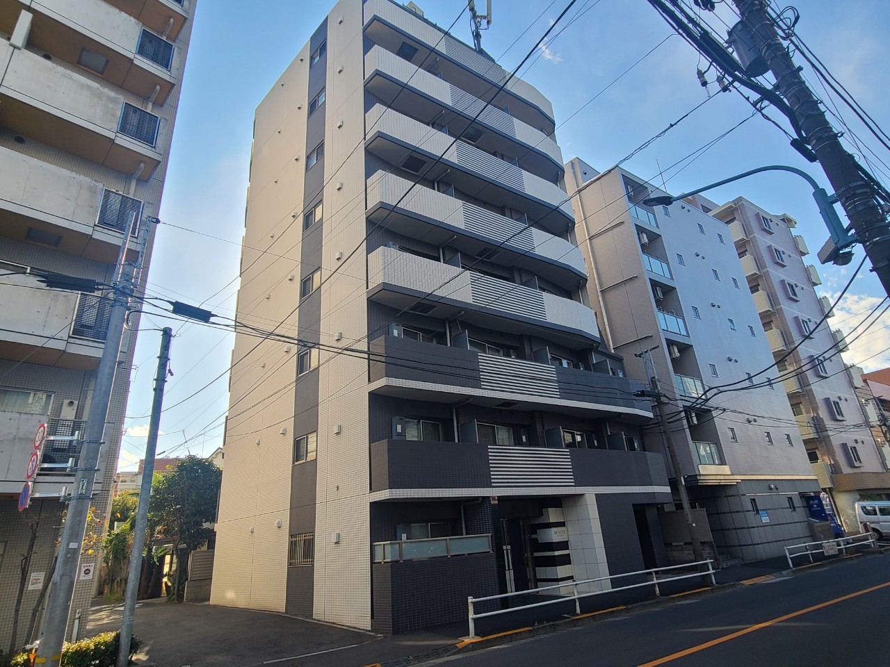 ＲＥＡＬＩＺＥ新宿