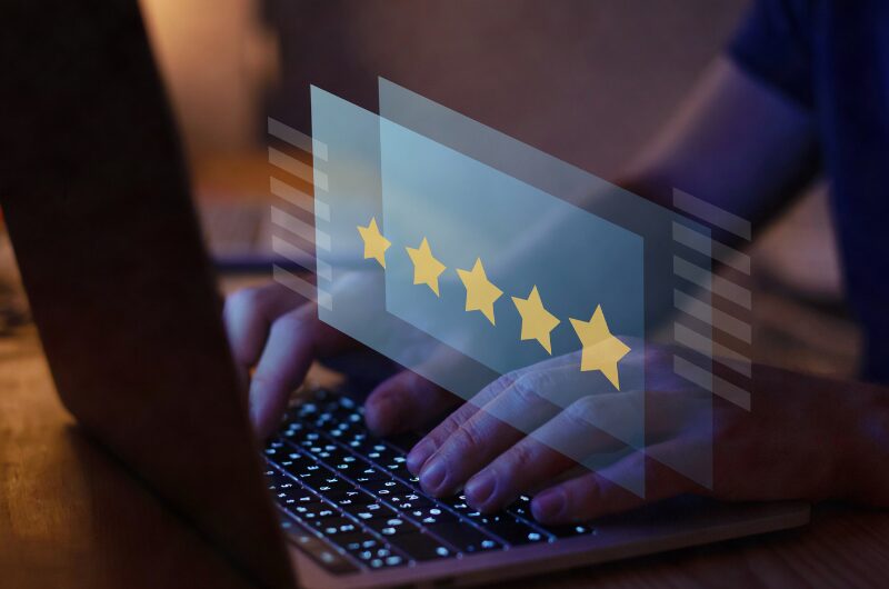 不動産クラウドファンディング詐欺の見抜き方:口コミ・レビュー・SNSで情報収集